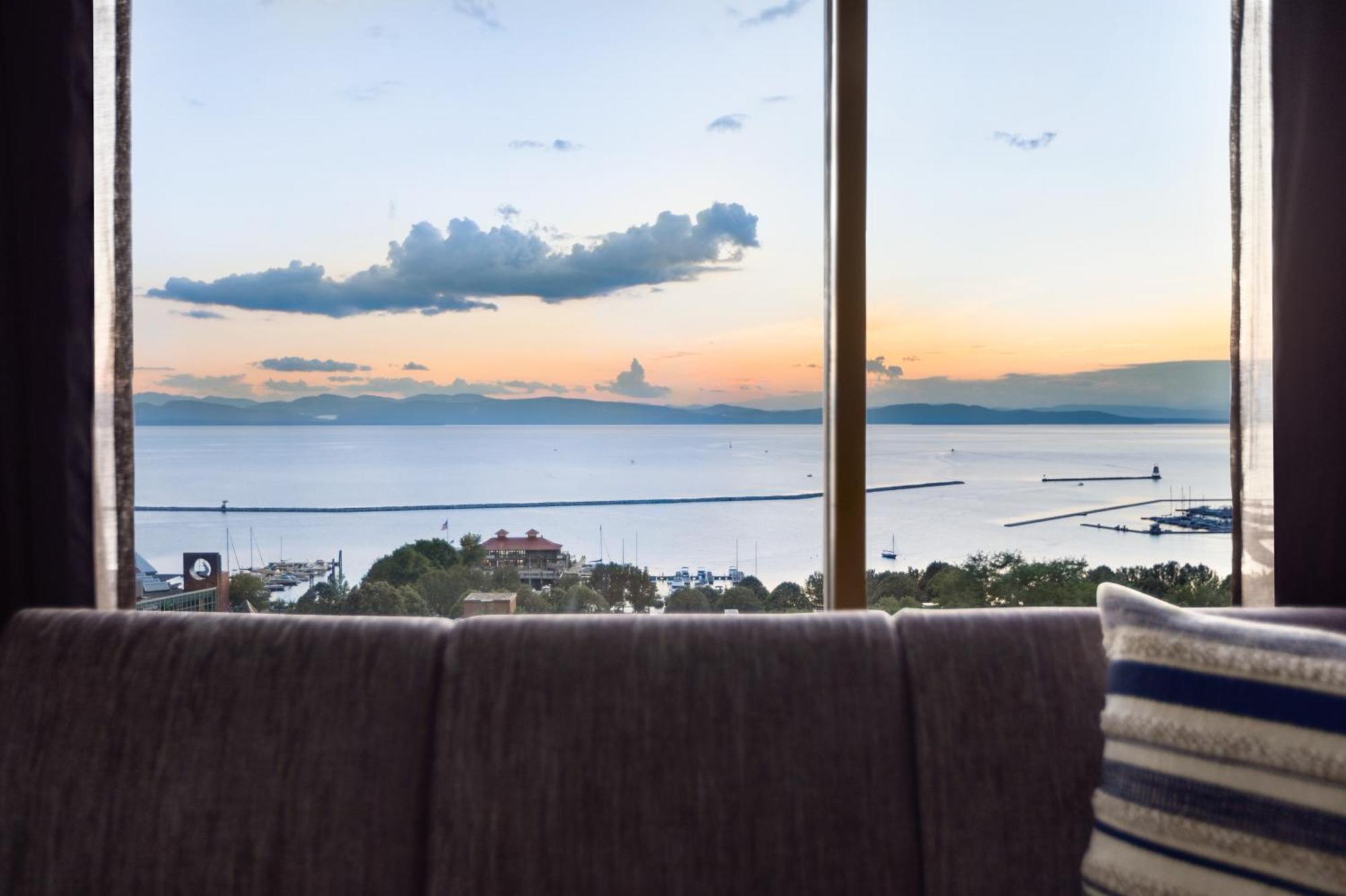 Hotel Champlain Burlington, Curio Collection By Hilton Room photo